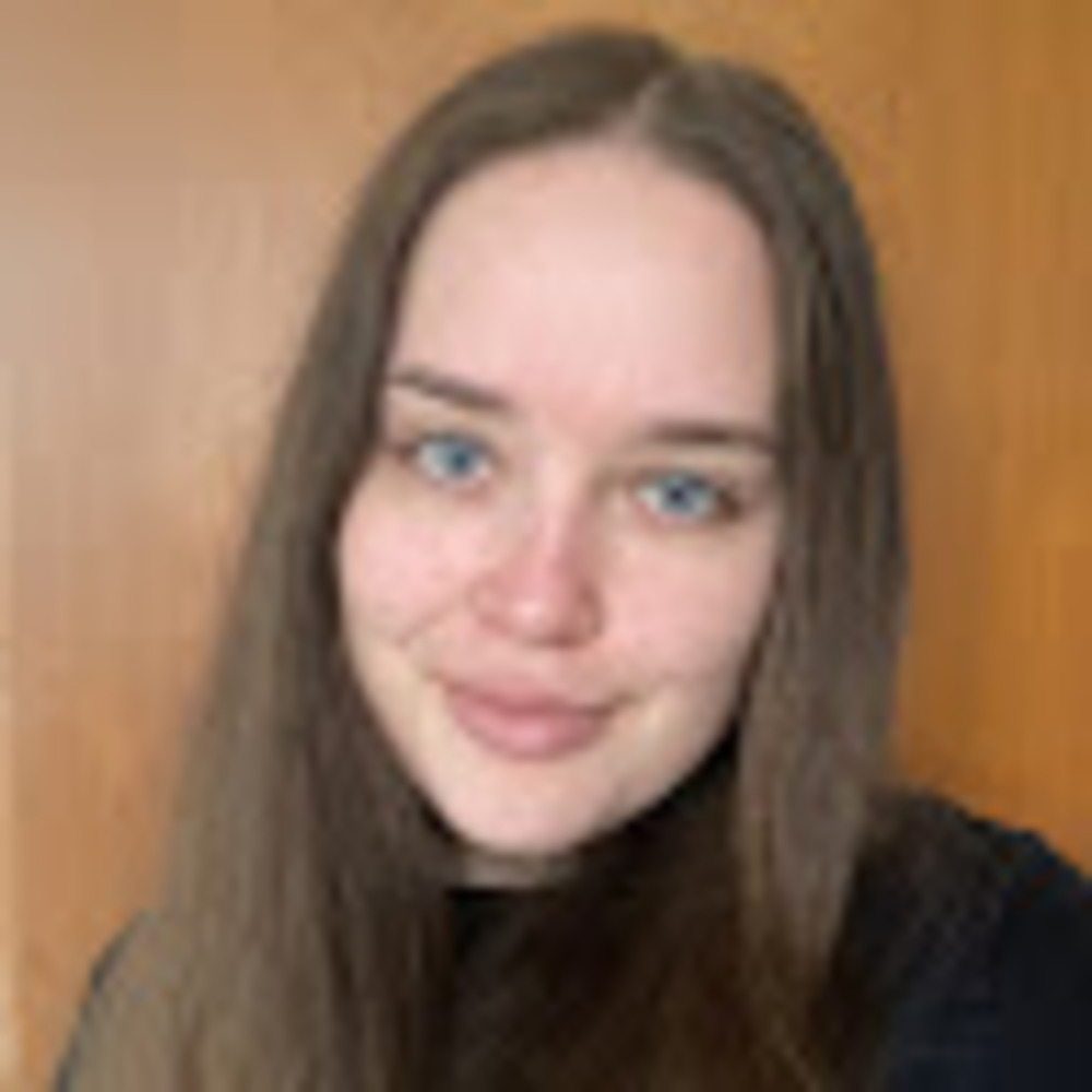 Meet your Posher, Monika